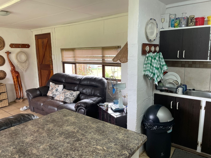 2 Bedroom Property for Sale in Bathurst Eastern Cape
